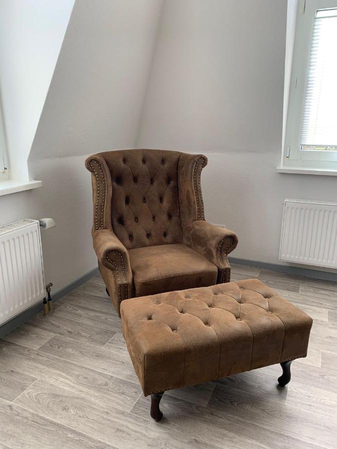 Ferien- Und Businessappartement Am Lausitzring Meuro エクステリア 写真